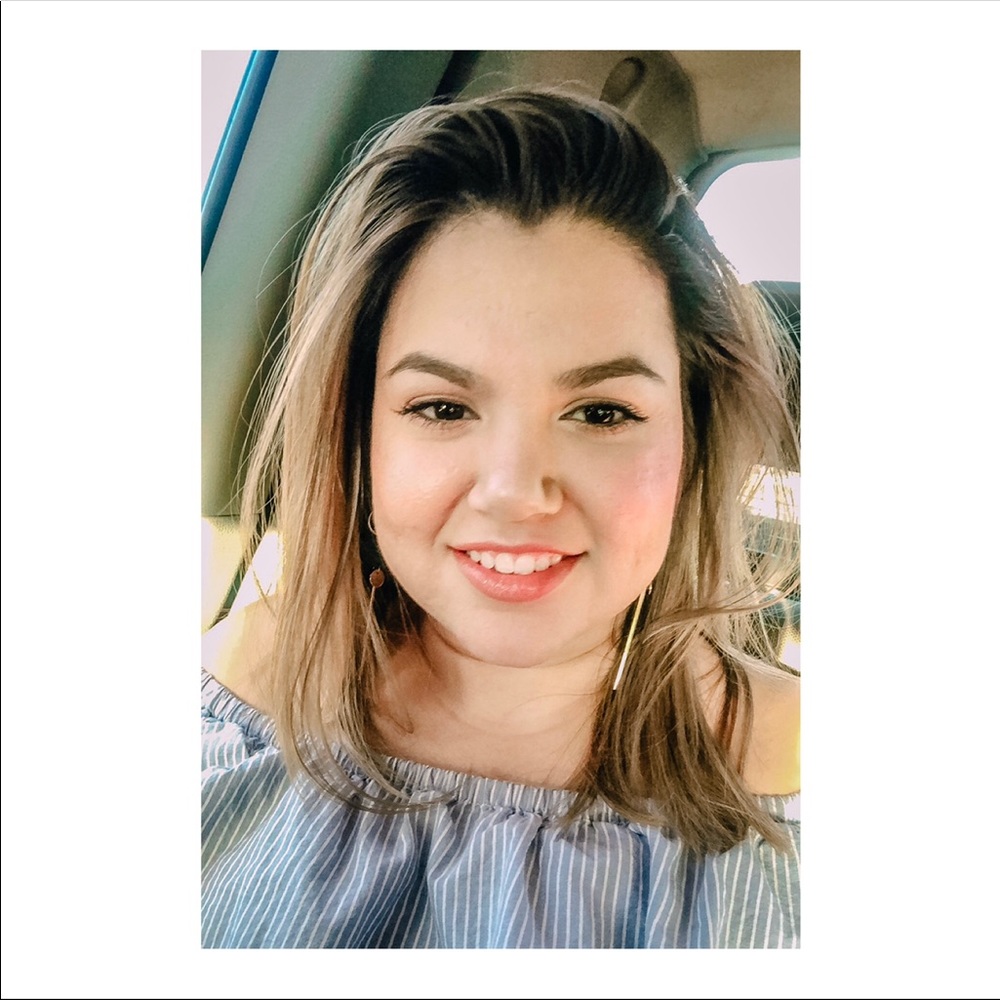 Meet your Posher, Aleida